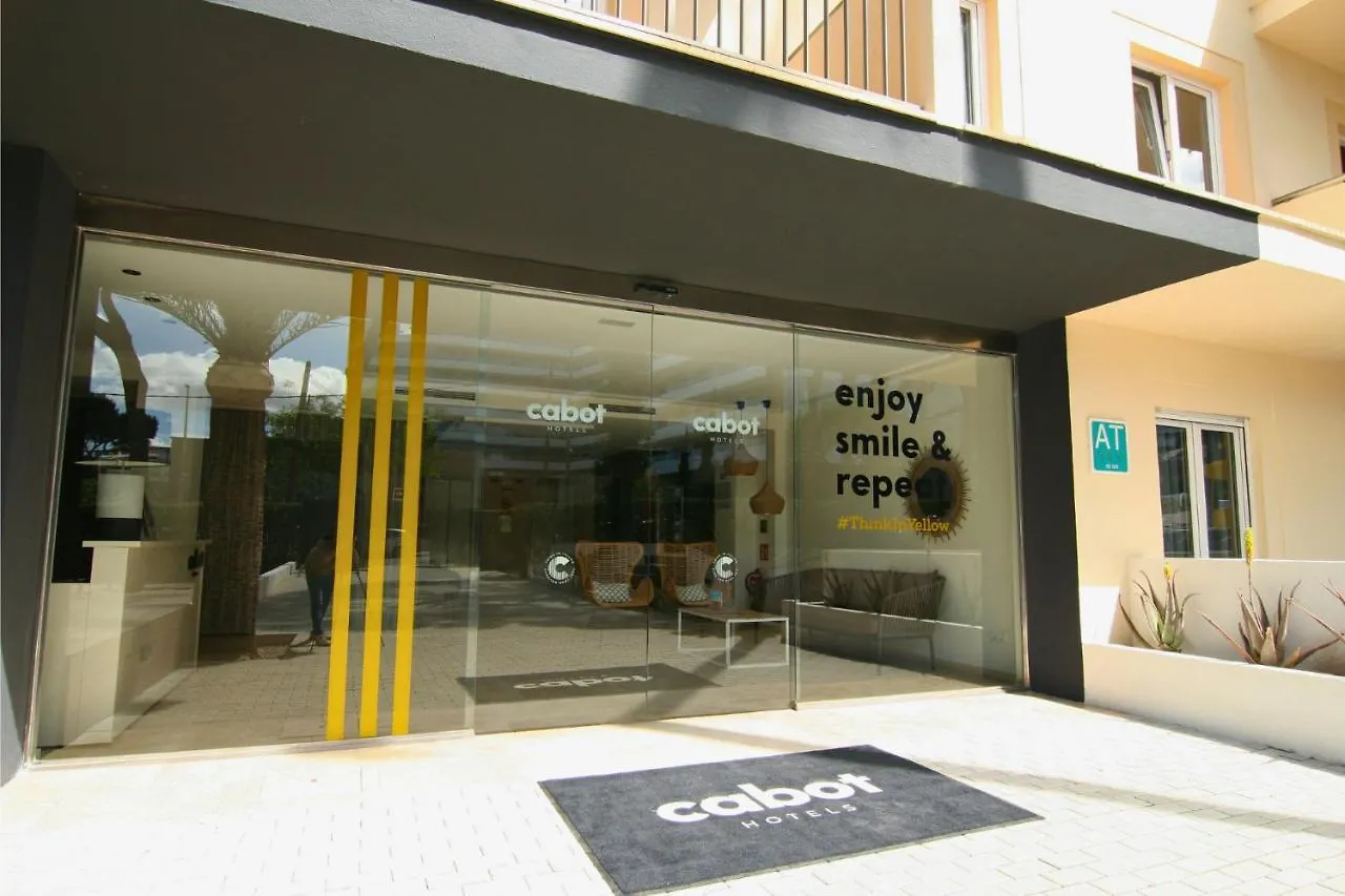 Cabot Tres Torres Apartamentos Playa de Palma 0*,